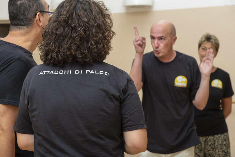 Attacchi di Palco Associazione Culturale presso Centro Sociale A.Montanari, Bologna